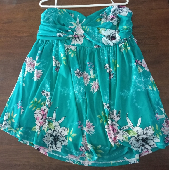 Torrid top - Picture 1 of 2